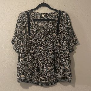 Old Navy black and tan floral print top